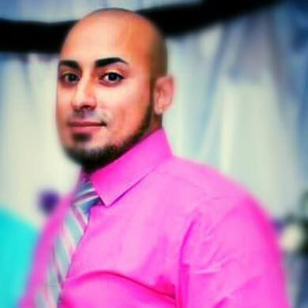 Meet your Posher, Emmanuel